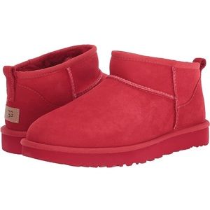 UGG Women’s Classic Ultra Mini Fashion Boot | Size 6